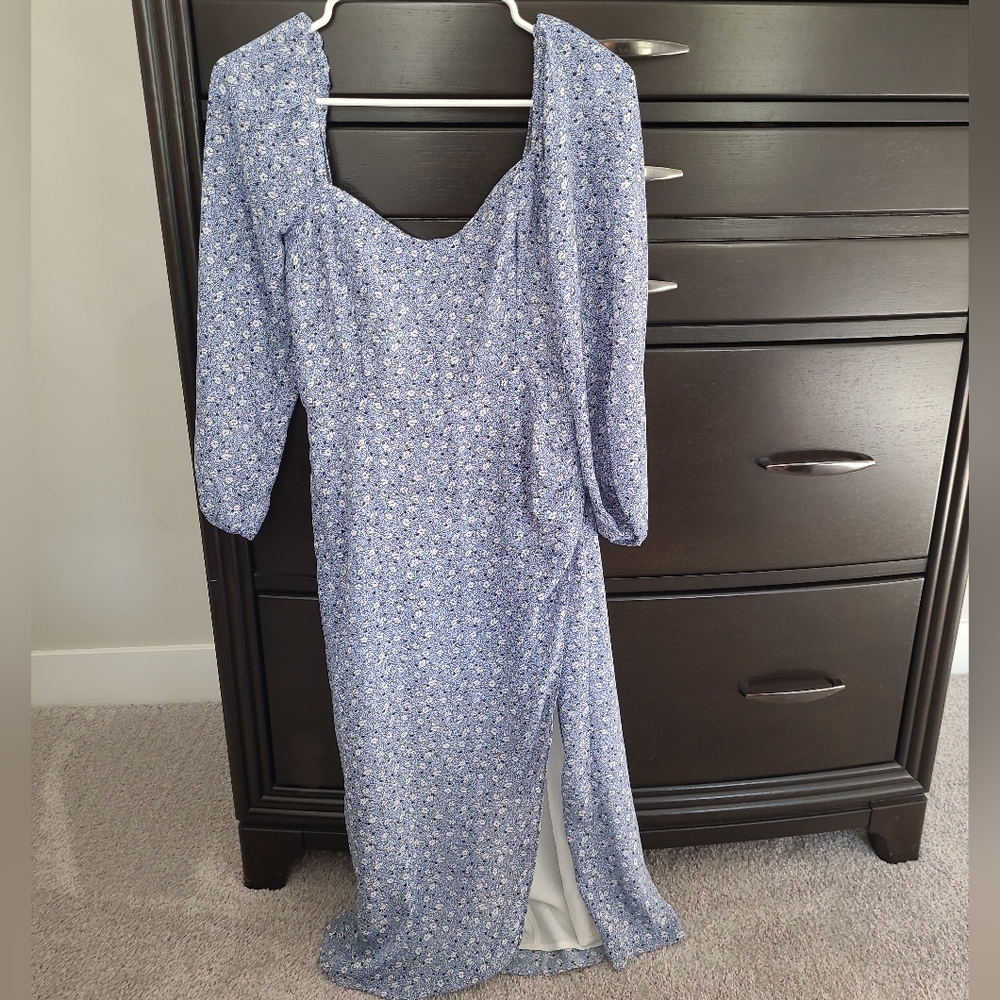 A&F Blue and White Floral Long Sleeve Midi Dress with Side Slit